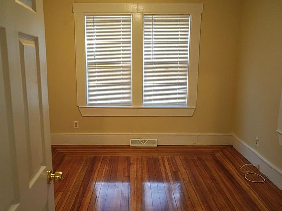 Bedroom #1