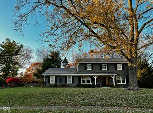 12114 Roxbury Pl, Carmel, IN 46033