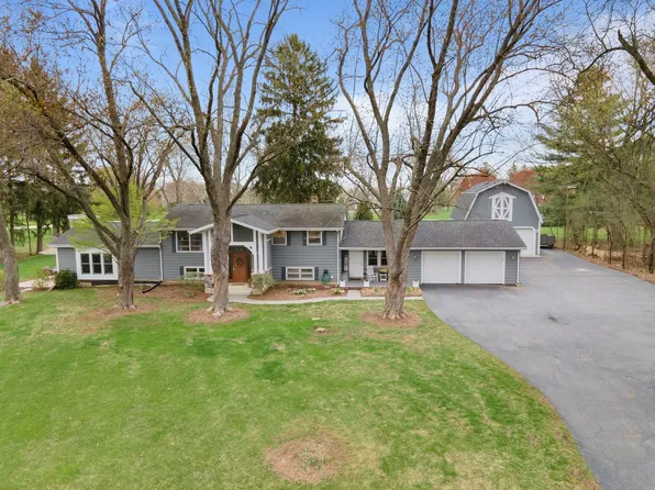 28903 W Kristy Ln, Cary, IL 60013