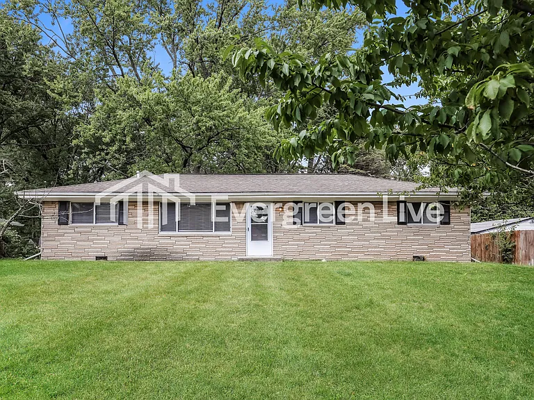 6412 W Ray St — Photo 1