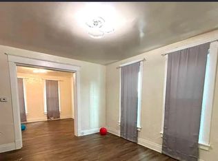 76 Chester St, Buffalo, NY 14208