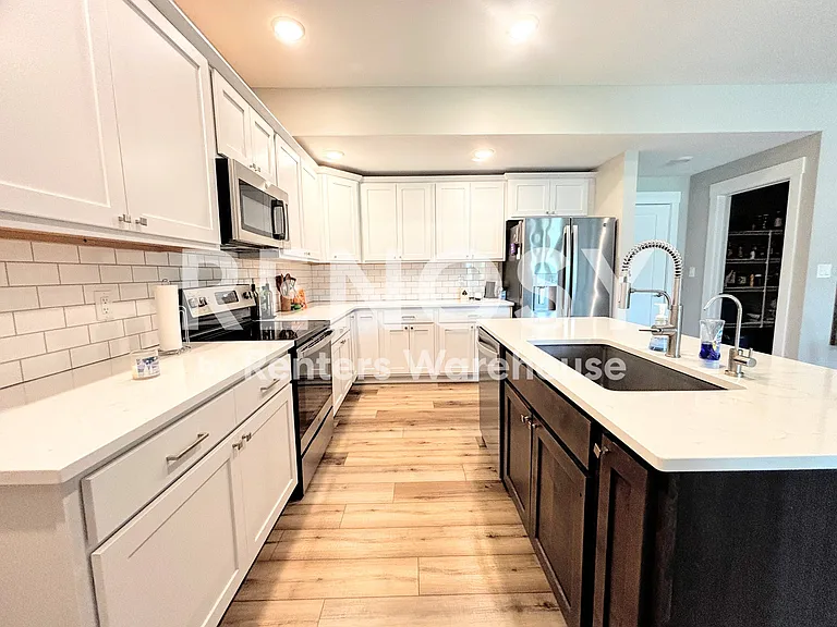 16643 Wilden Dr — Photo 9