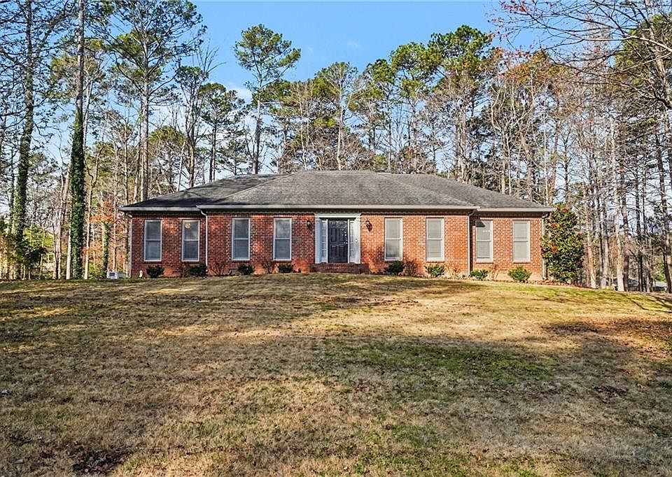 1st image of 9373 Basswood Way