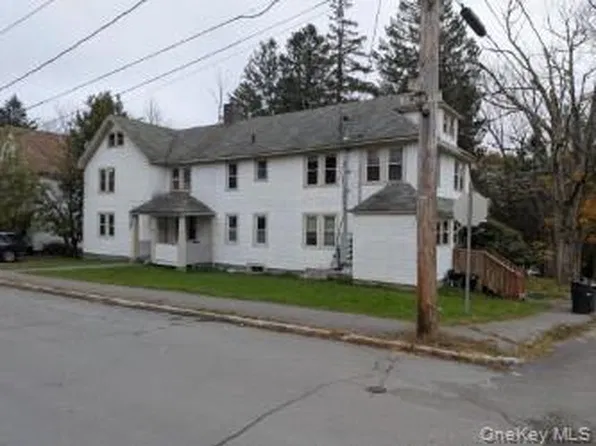 31 Saint Pauls Place, Liberty, NY 12754