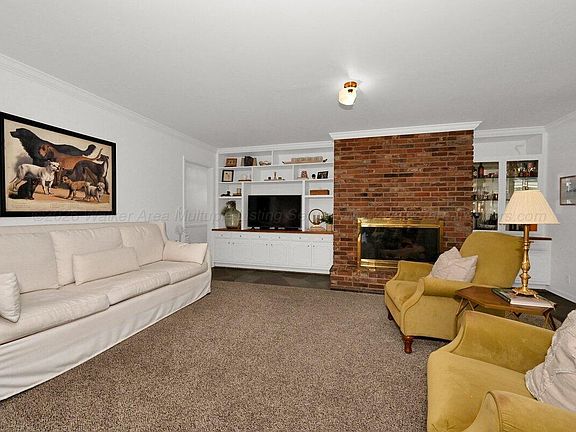 3rd image of 903 Briarcliff Rd NE