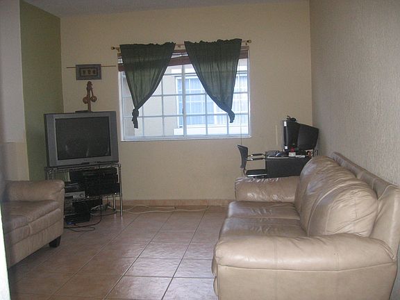 3rd image of 8100 W 28th Ct Unit 202