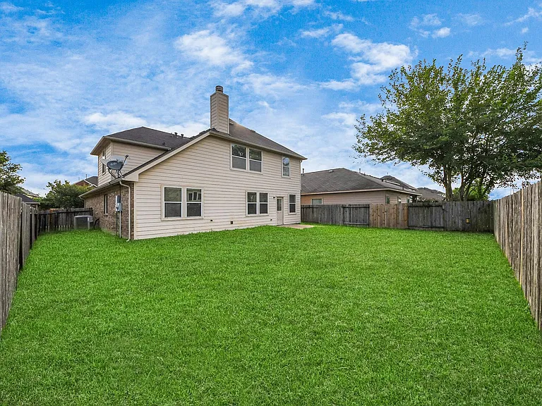24503 Hikers Bend Dr — Photo 35