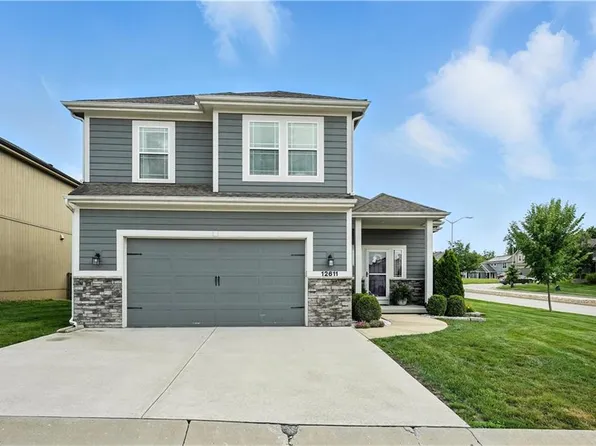 12611 Charlotte St, Kansas City, MO 64146