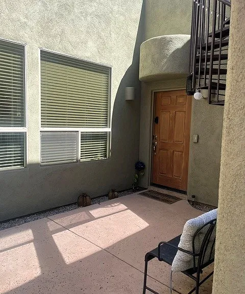 1309 Golden Gate Way — Photo 3