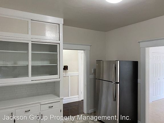 3rd image of 149 Eureka St APT 2