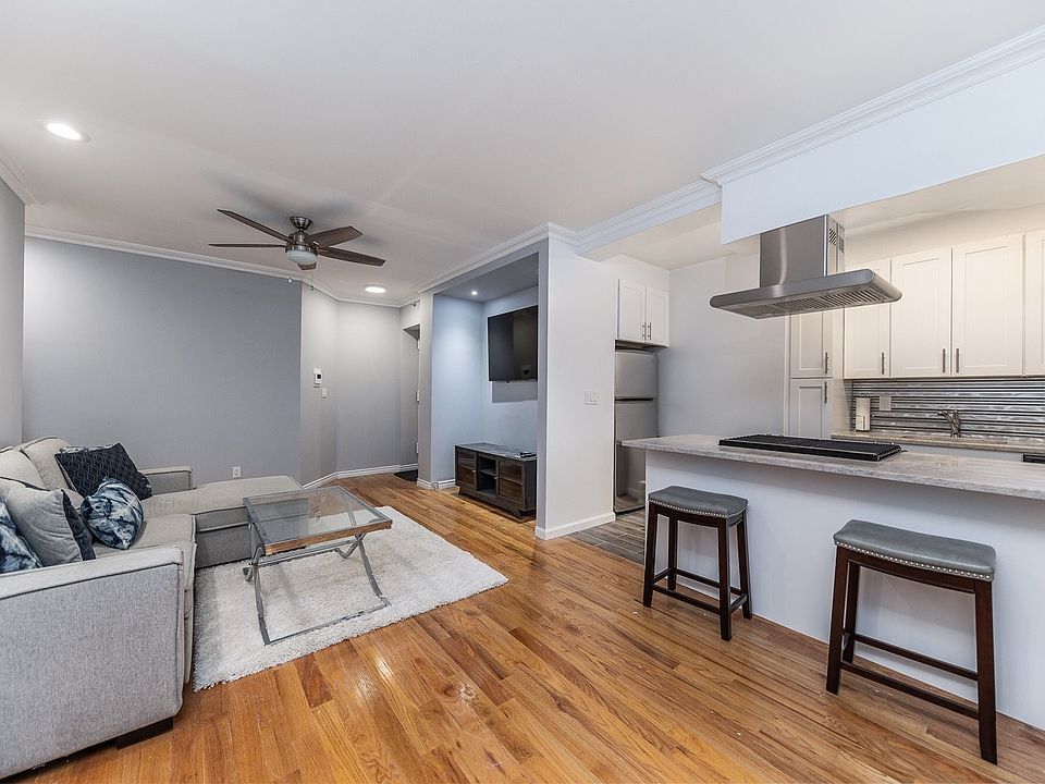 1st image of 25 West Broadway