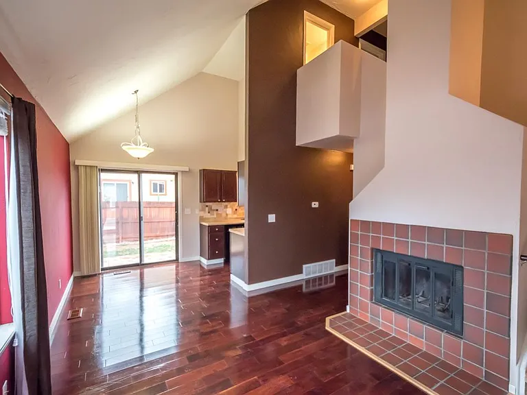 1000 Townley Cir — Photo 5