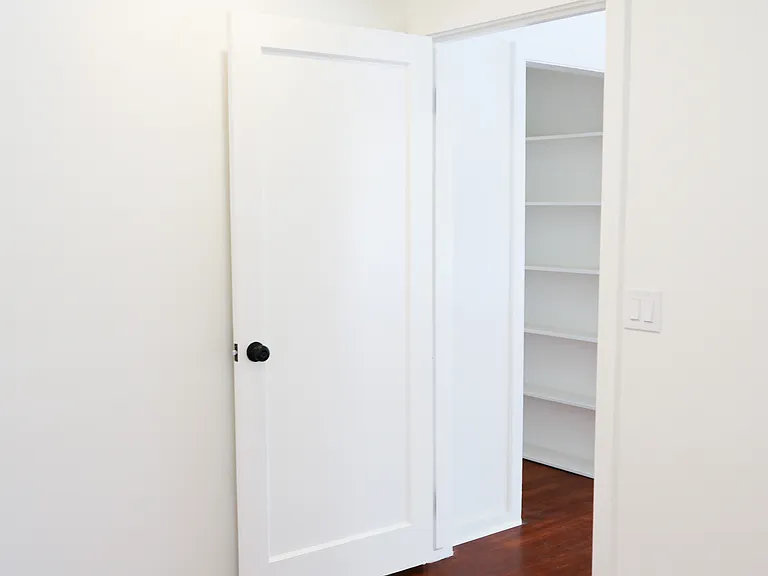 312 E Matilija St — Photo 26