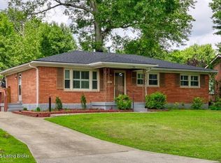 7406 Arapaho Dr, Louisville, KY 40214