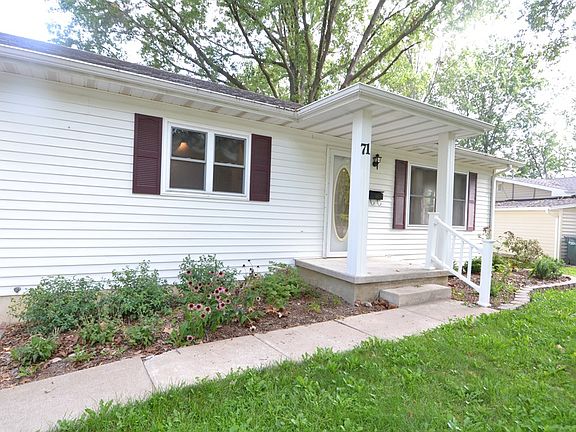 5th image of 71 Manor Crest Dr