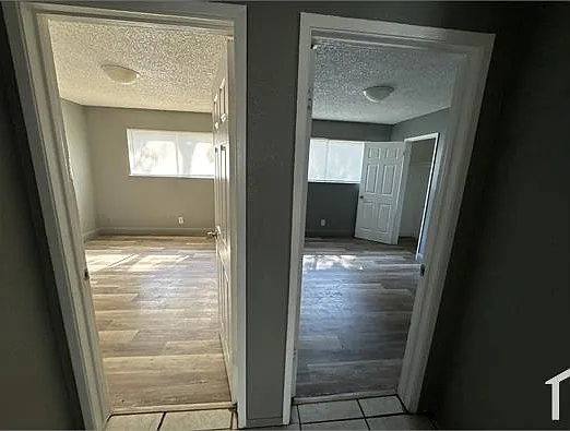 3 bed, 900 sqft, $1,500 — Photo 2
