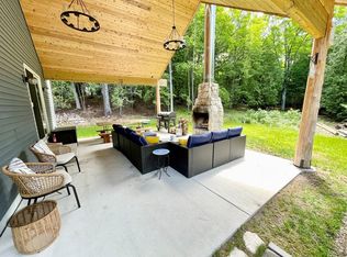7742 Sleepy Hollow Rd, Egg Harbor, WI 54209
