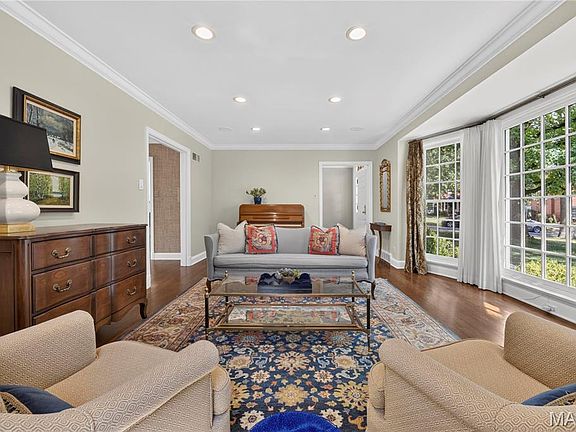5th image of 8001 Watkins Dr