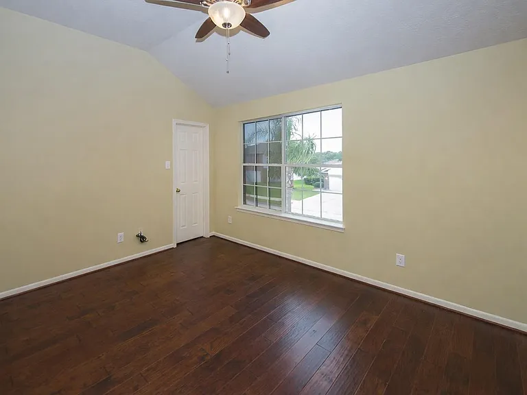6430 Binalong Dr — Photo 7