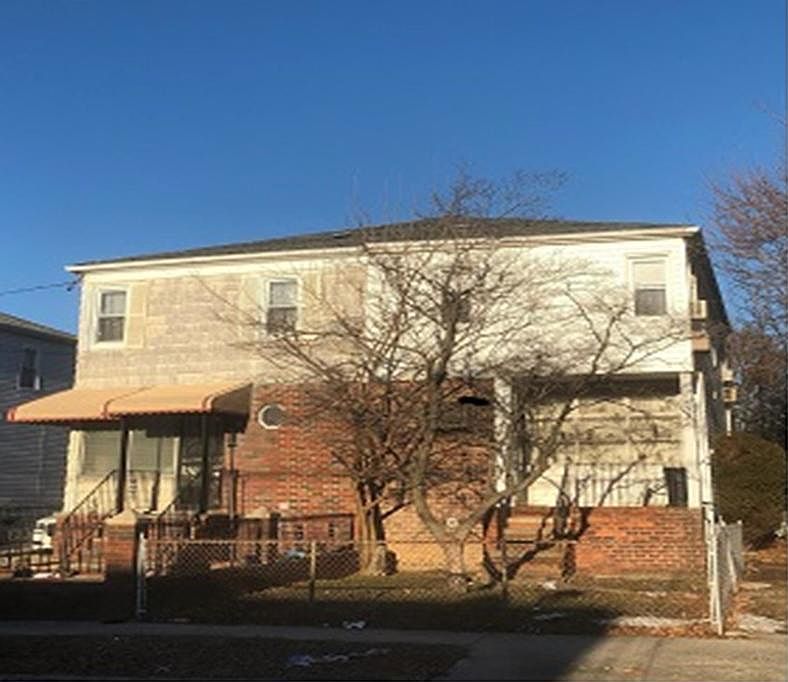 1st image of 1357 E 89th St