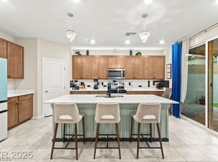 7502 Lush Oasis Ave, Las Vegas, NV 89113