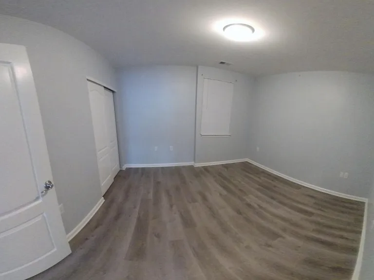 908 Southmoor Dr #303 — Photo 21