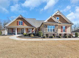 212 Blue Point Pkwy, Fayetteville, GA