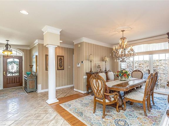 4th image of 6318 Bel Lac Dr