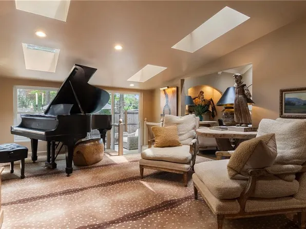 4500 W 90th St, Prairie Village, KS 66207