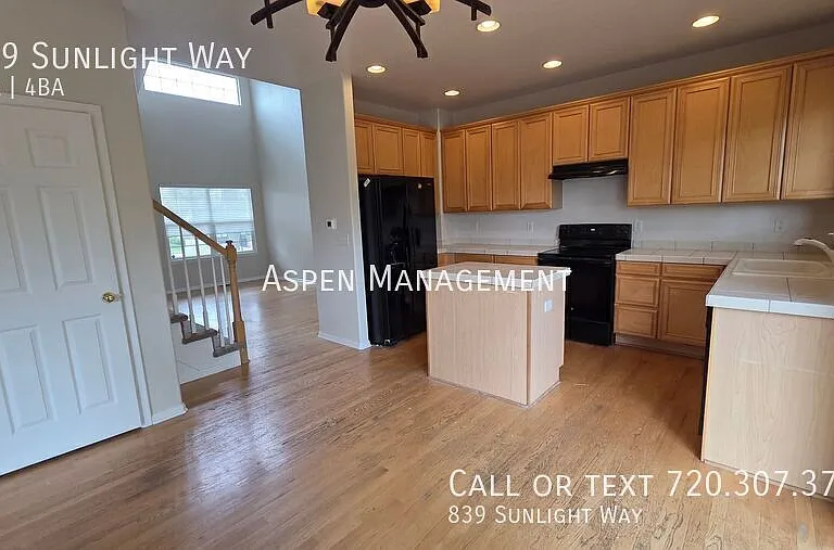 839 Sunlight Way — Photo 7