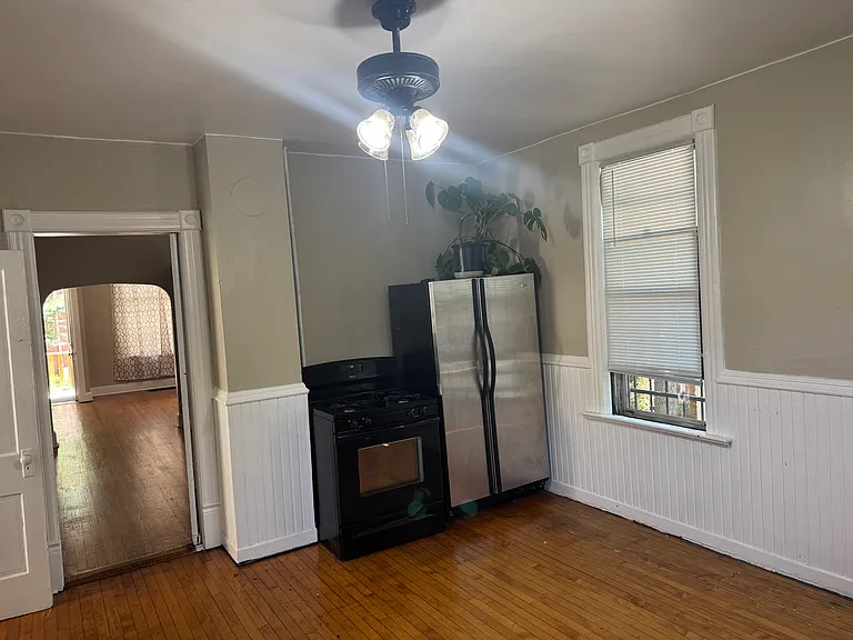 2907 N Fratney St #LWR — Photo 9