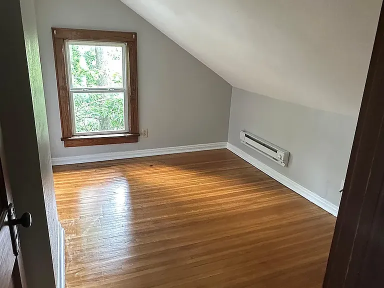 2483 Adams Ave #B — Photo 9