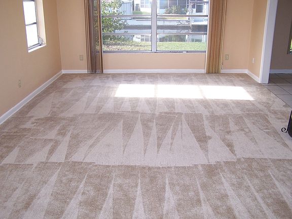 4th image of 2705 Sea Breeze Ct
