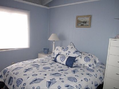 5th image of 6 Cove Ln