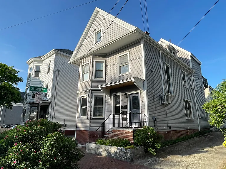 Late spring morning at 28 North on Munjoy Hill.