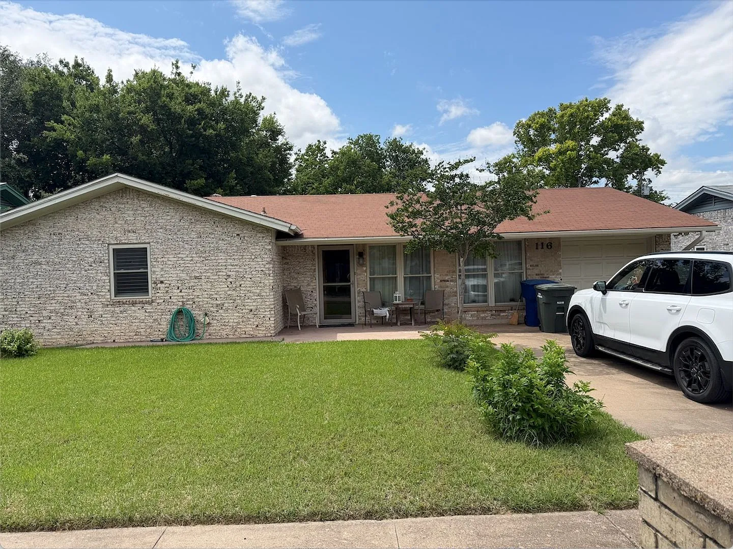 116 Carothers St — Photo 1