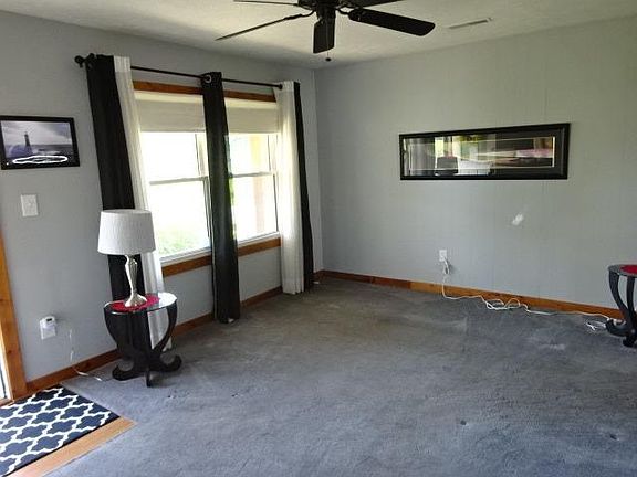 5th image of 2988 Hyannis Dr