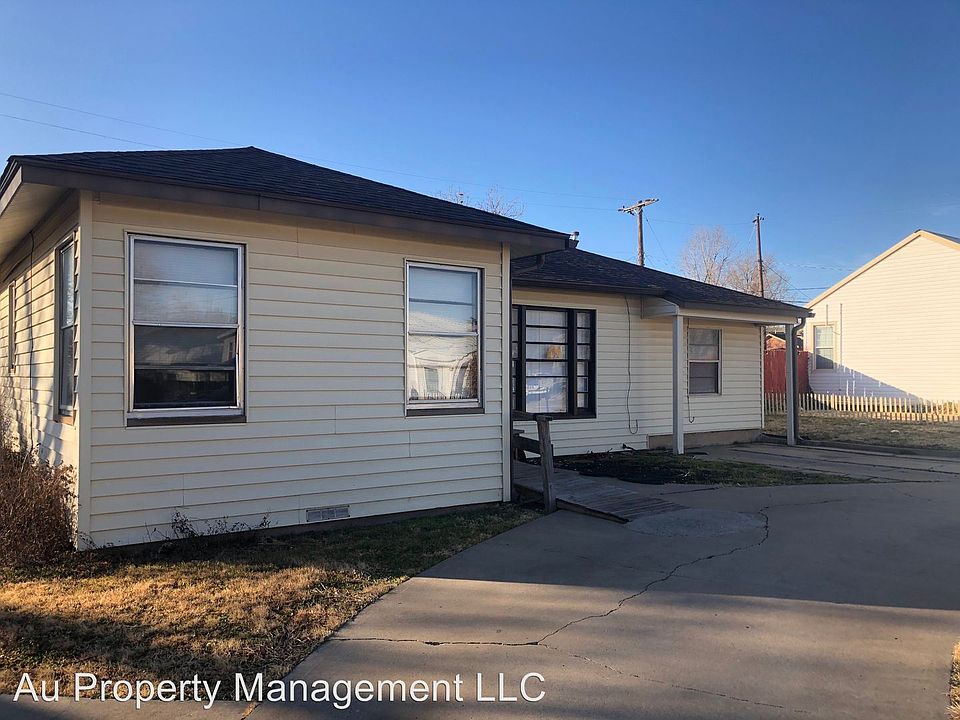 2nd image of 1507 Clover Dr