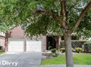 8041 Pretoria Pl, Fort Worth, TX 76123