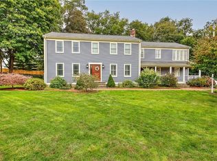 24 Sullivan Ln, Bristol, RI 02809