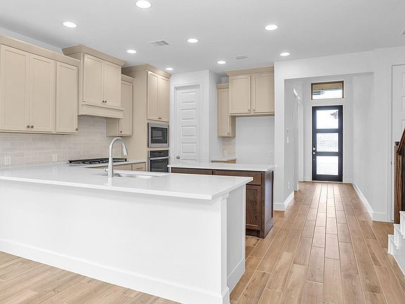 4th image of 21903 Woodland Hawthorn Ln
