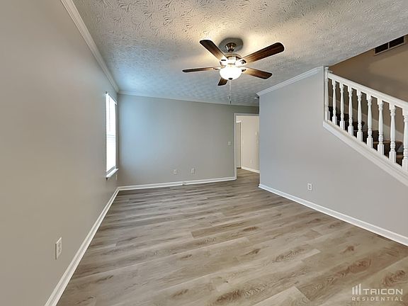 3rd image of 7142 Crystal Creek Pl