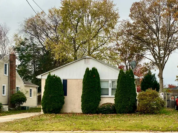 125 Orchard Ave, Runnemede, NJ 08078