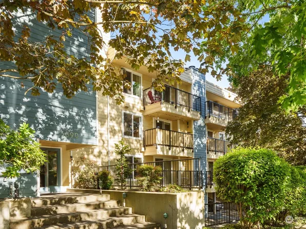 3890 Whitman Avenue N #101, Seattle, WA 98103