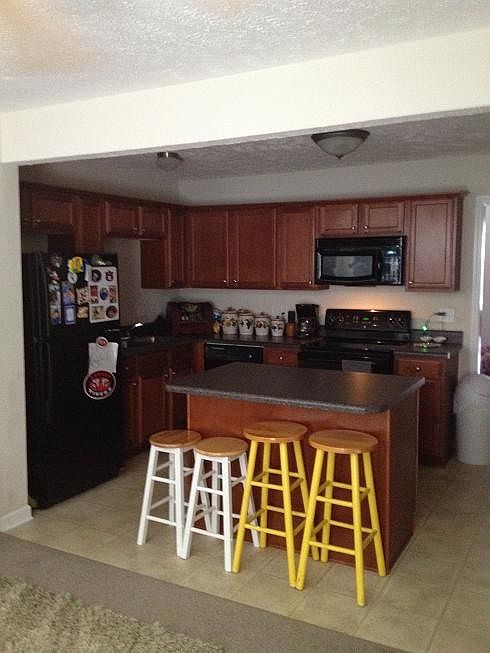 2nd image of 4034 Cody Dr