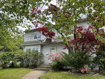 60 Sherwood Road, Levittown, NY, 11756