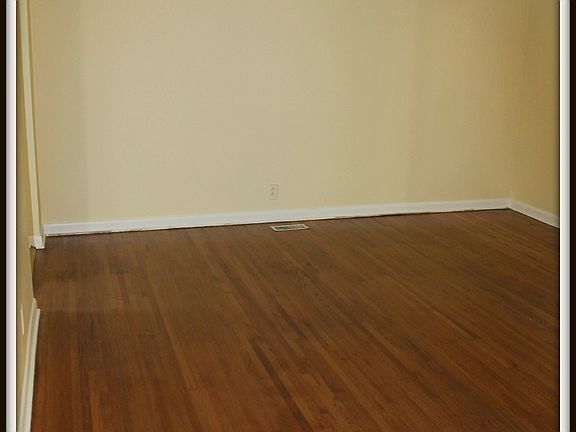 4th image of 3701 S Westdale Ct SW