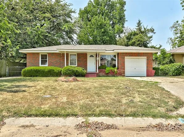 4321 N Stanley Ave, Warr Acres, OK 73122