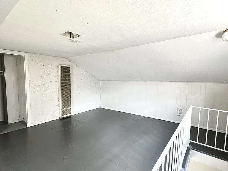 210 SW 21st Ave #D-1932 — Photo 4