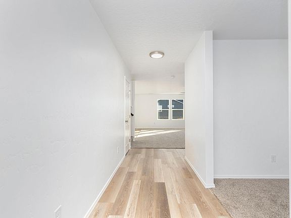 5th image of 17616 N Onaway Ave